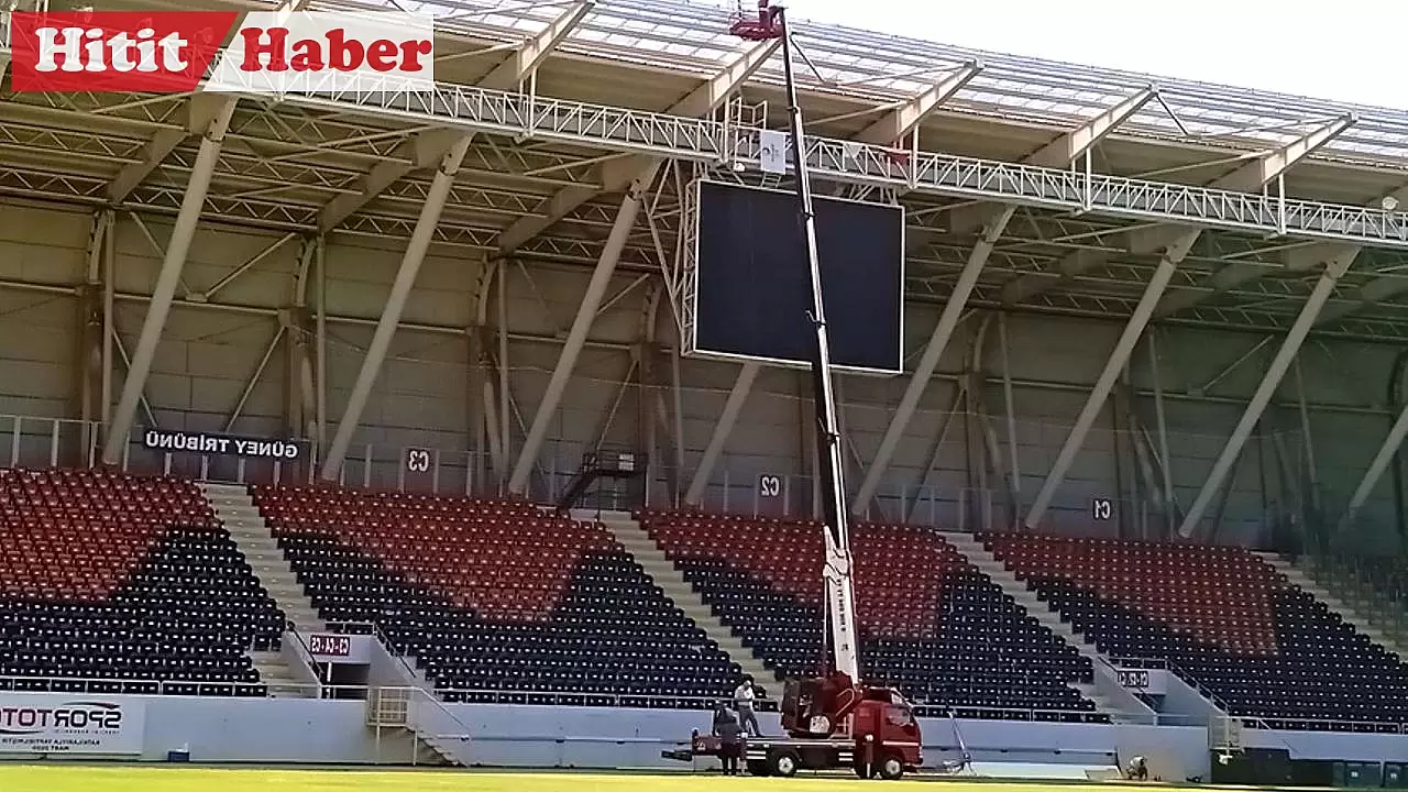 Çorum Yeni Şehir Stadyumu'nda Yapım Eksiklikleri Giderildi ve Hazırlıklar Tamamlandı