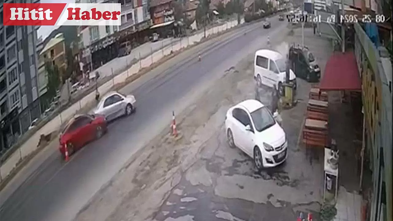 Osmancık'ta Çift Şerit Yolu Tek Şeride Düşürmek Kazaya Sebep Oldu