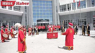 Güreş Süper Ligi Türkiye İkincisi Olan Çorum Belediye Spor Kulubü Mehterle Karşılandı