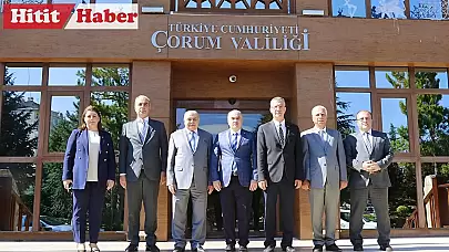 Eski İçişleri Bakanı Güneş, Çorum Valisi Dağlı'yı ziyaret etti