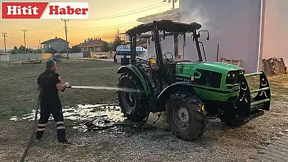 Park Halindeki Traktör Alev Alev Yandı!