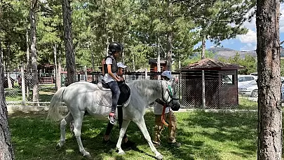 "Pony Club Çorum Etkinliği Çocuklara At Sevgisini Aşılayacak"