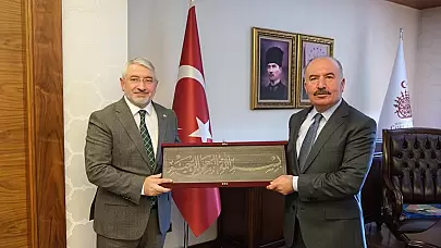 "Çorum Valisi Ali Çalgan'a Belediye Başkanı Dr. Halil İbrahim Aşgın'dan İlk Ziyaret"