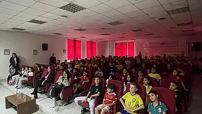 Çorum'da Çocuklara Sağlıklı Beslenme Seminerleri Devam Ediyor