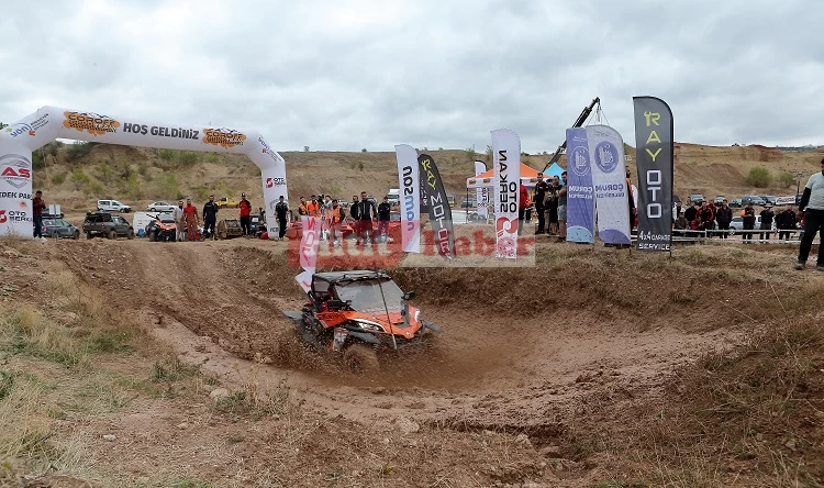 Çamurun Efendileri Geleneksel 2. Çorum Offroad Festivalinde Buluştu