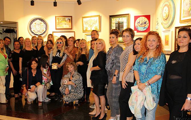 Sanata Engel Yok Vakfı’nın “Yaza Merhaba” sergisi Büyük Kulüp’te açıldı