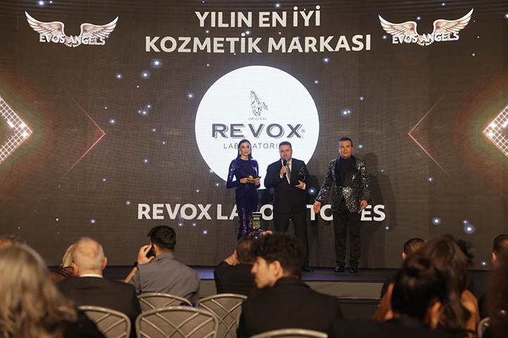 Revox Laboratories’e ‘Yılın En İyi Kozmetik Markası’ ödülü verildi